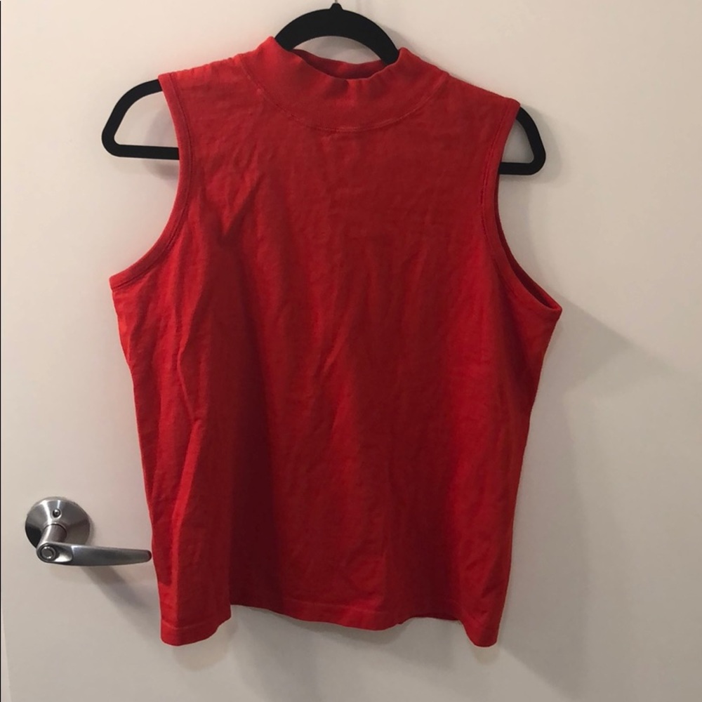 Red Muscle Tee